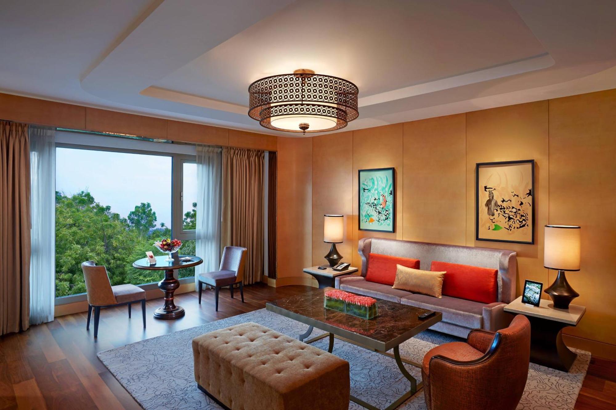 Itc Grand Chola, A Luxury Collection Hotel, Chennai Esterno foto A suite at the hotel