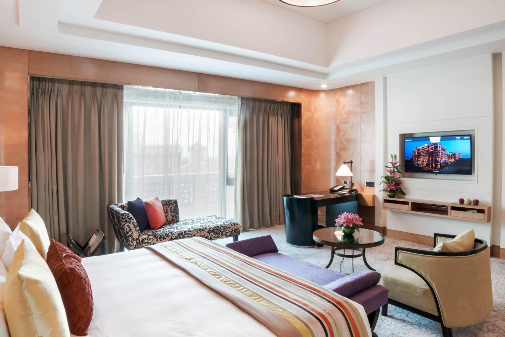 Itc Grand Chola, A Luxury Collection Hotel, Chennai Esterno foto A suite at the hotel