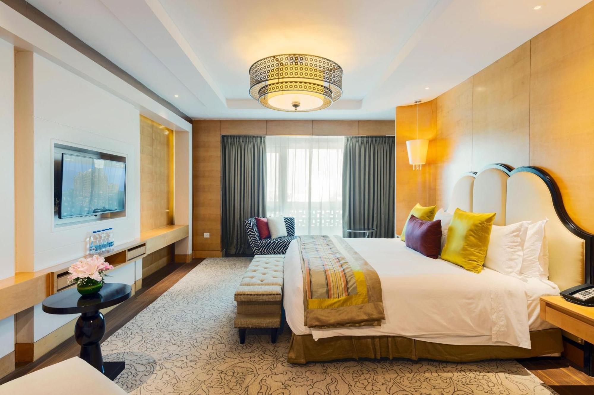 Itc Grand Chola, A Luxury Collection Hotel, Chennai Esterno foto A bedroom at the hotel